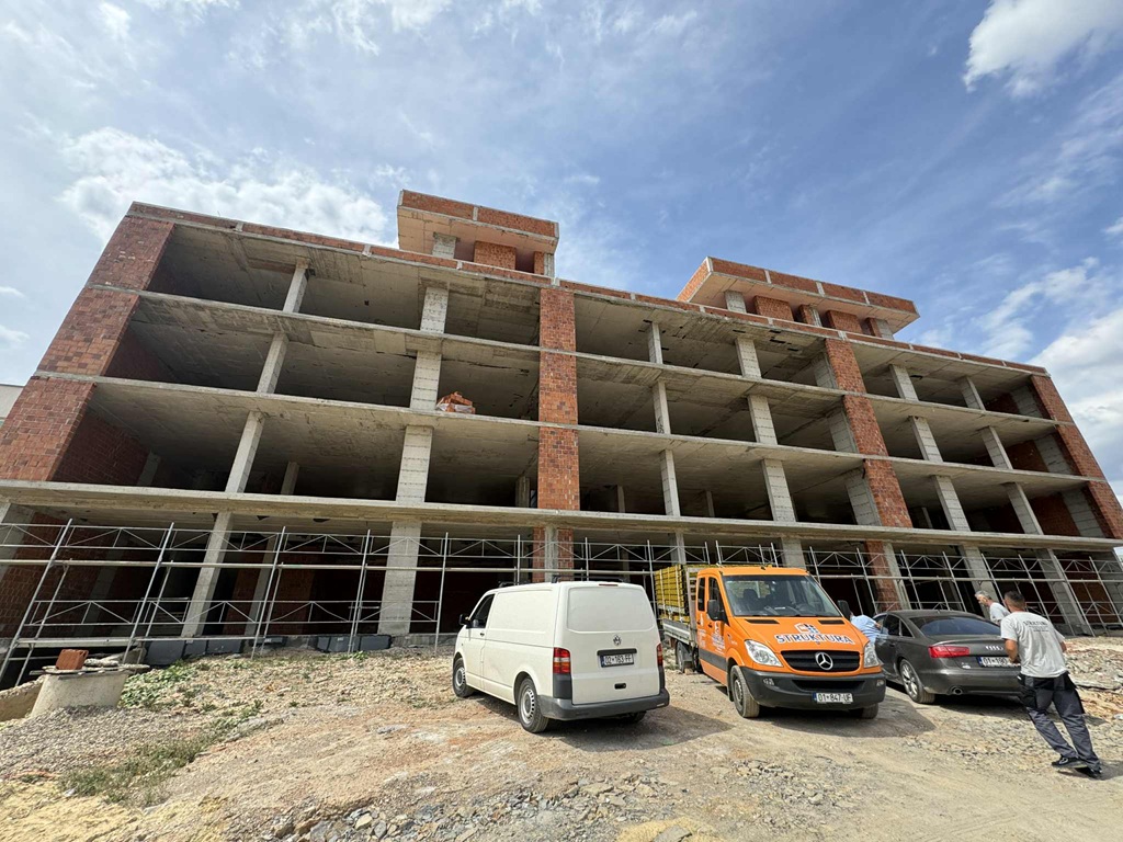 611cb66b-698b-41f9-b293-3fda09461a79 611cb66b-698b-41f9-b293-3fda09461a79